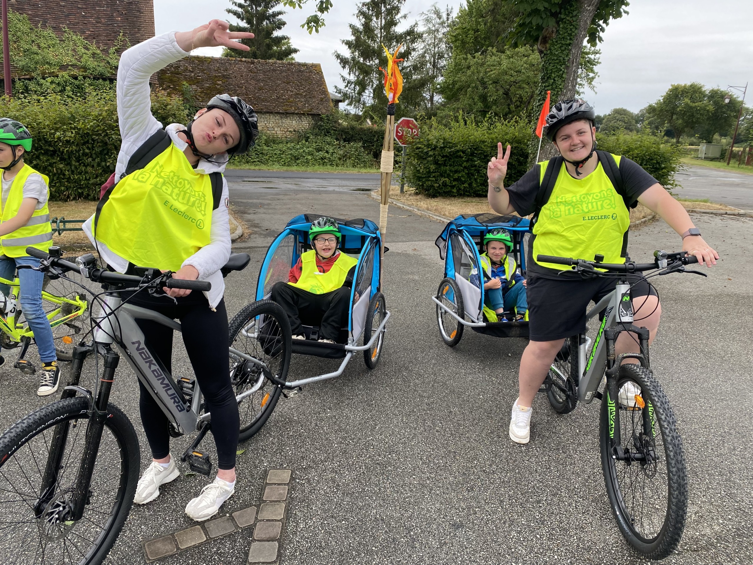 Jeunes sur le circuit de la flamme Olym'Perche